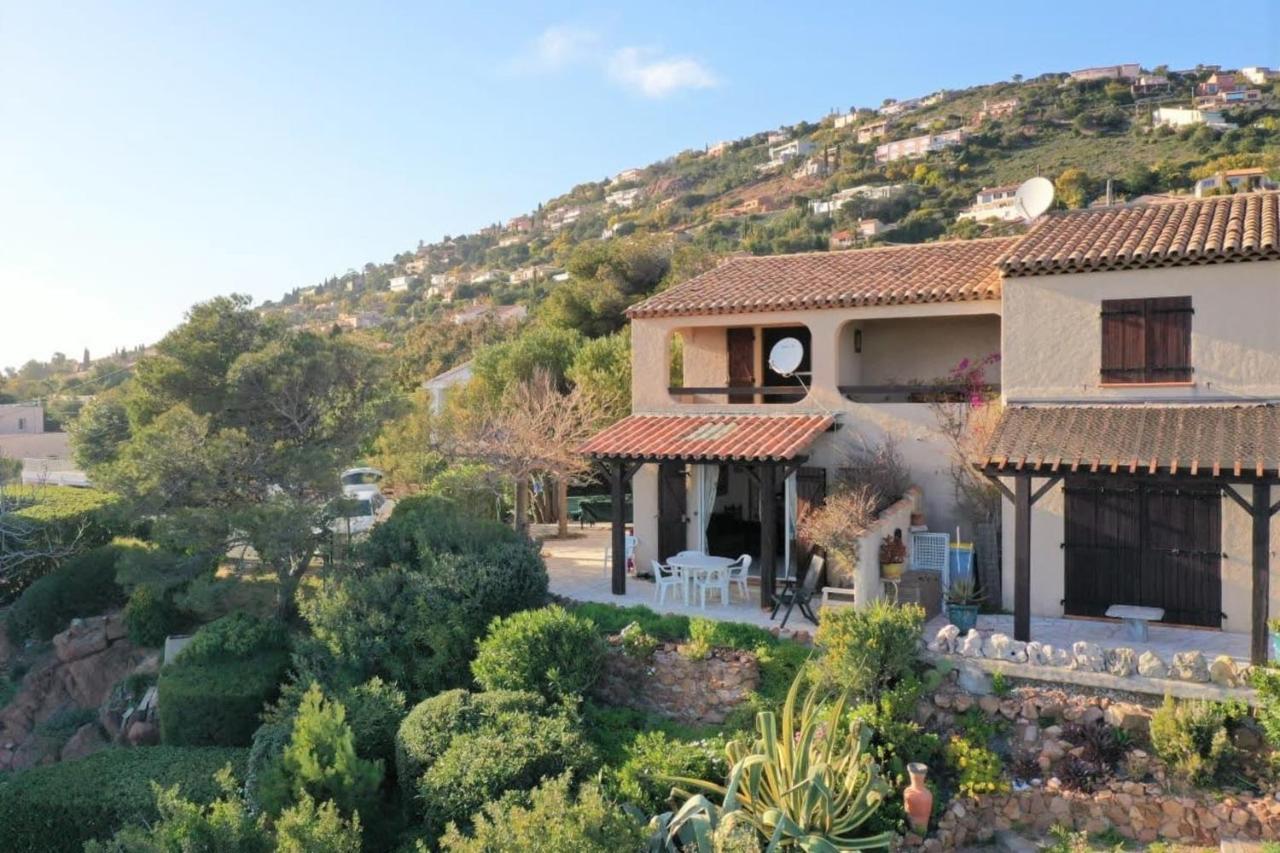 Waterfront House With Sea View Villa Saint-Raphael  Ngoại thất bức ảnh